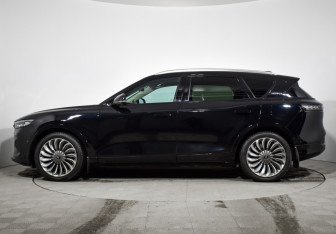 Подержанный автомобиль Voyah Free 2022 года (8 фото)