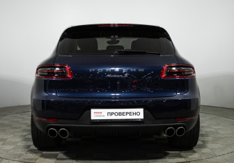 Подержанный автомобиль Porsche Macan 2015 года (6 фото)