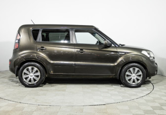 Подержанный автомобиль Kia Soul 2011 года (4 фото)