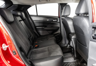 Подержанный автомобиль Mitsubishi Eclipse Cross 2021 года (21 фото)