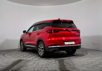 Подержанный автомобиль Chery Tiggo 7 Pro 2022 года (7 фото)
