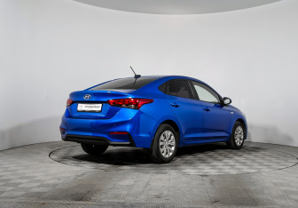 Подержанный автомобиль Hyundai Solaris Sedan 2017 года (5 фото)