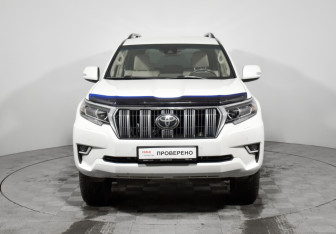Подержанный автомобиль Toyota Land Cruiser Prado 2022 года (2 фото)