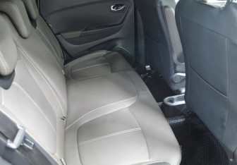 Подержанный автомобиль Renault Kaptur 2019 года (12 фото)