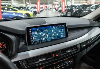 Подержанный автомобиль BMW X5 2018 года (19 фото)