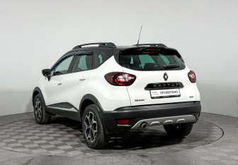 Подержанный автомобиль Renault Kaptur 2020 года (7 фото)