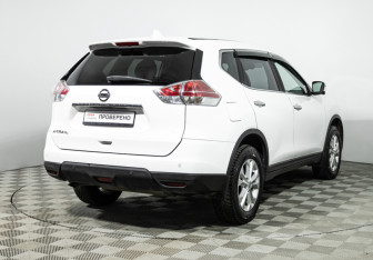 Подержанный автомобиль Nissan X-Trail 2018 года (5 фото)