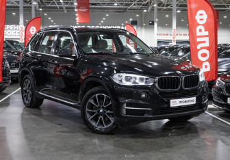 Подержанный автомобиль BMW X5 2015 года (4 фото)