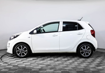 Подержанный автомобиль Kia Picanto 2022 года (8 фото)