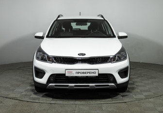 Подержанный автомобиль Kia Rio Hatchback 2020 года (2 фото)