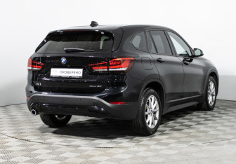 Подержанный автомобиль BMW X1 2020 года (5 фото)