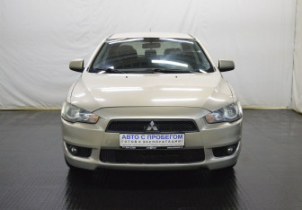 Подержанный автомобиль Mitsubishi Lancer Sedan 2008 года (2 фото)