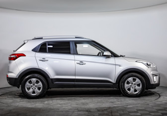 Подержанный автомобиль Hyundai Creta 2021 года (4 фото)