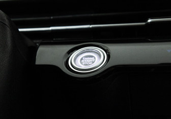 Подержанный автомобиль Omoda C5 2023 года (21 фото)