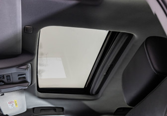 Подержанный автомобиль Chevrolet Tahoe 2018 года (34 фото)