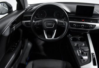 Подержанный автомобиль Audi A4 Sedan 2015 года (17 фото)