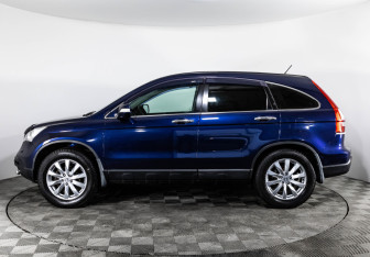 Подержанный автомобиль Honda CR-V 2008 года (8 фото)