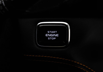 Подержанный автомобиль Changan UNI-K 2023 года (24 фото)