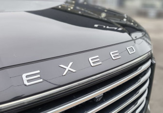 Подержанный автомобиль Exeed VX 2023 года (10 фото)