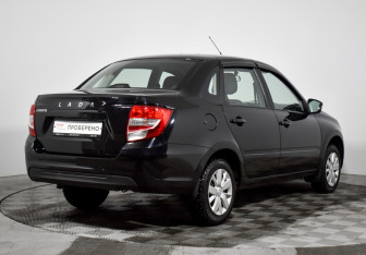 Подержанный автомобиль LADA (ВАЗ) Granta Sedan 2023 года (5 фото)