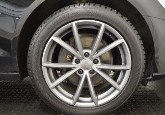 Подержанный автомобиль Audi A6 Sedan 2012 года (9 фото)