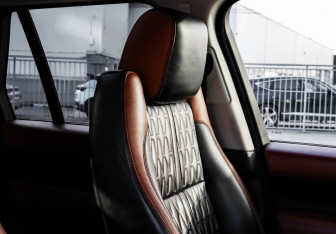 Подержанный автомобиль Land Rover Range Rover 2016 года (22 фото)