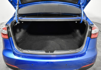 Подержанный автомобиль Kia Cerato Sedan 2014 года (19 фото)