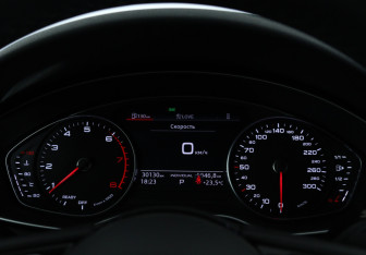 Подержанный автомобиль Audi A4 Sedan 2021 года (18 фото)