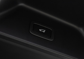 Подержанный автомобиль Land Rover Range Rover 2021 года (29 фото)