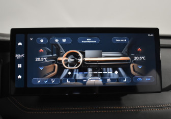 Подержанный автомобиль Geely Okavango 2024 года (20 фото)