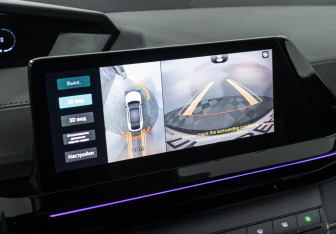 Подержанный автомобиль Changan UNI-V 2024 года (16 фото)