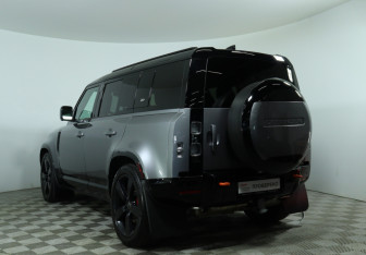 Подержанный автомобиль Land Rover Defender Suv 2023 года (8 фото)