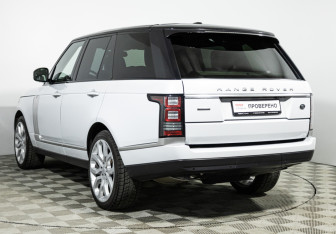 Подержанный автомобиль Land Rover Range Rover 2015 года (7 фото)