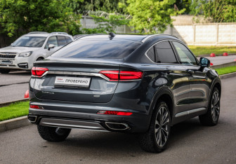 Подержанный автомобиль Geely Tugella 2021 года (6 фото)