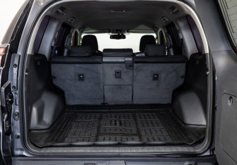 Подержанный автомобиль Toyota Land Cruiser Prado 2013 года (28 фото)