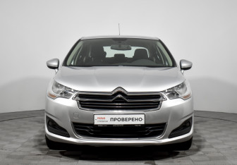 Подержанный автомобиль Citroen C4 Sedan 2013 года (2 фото)