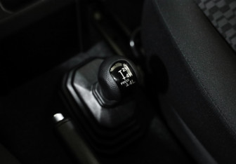 Подержанный автомобиль Suzuki Jimny 2021 года (19 фото)