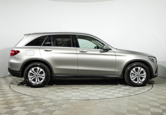 Подержанный автомобиль Mercedes-Benz GLC Coupe 2019 года (4 фото)