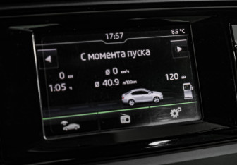 Подержанный автомобиль Skoda Octavia Liftback 2016 года (16 фото)