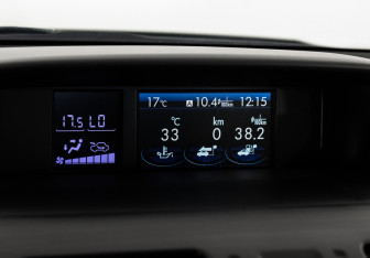 Подержанный автомобиль Subaru Forester Suv 2014 года (17 фото)