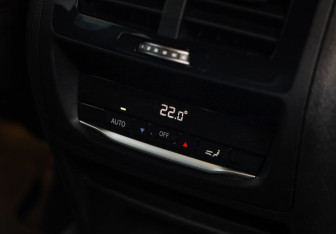 Подержанный автомобиль BMW X3 2021 года (32 фото)