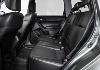 Подержанный автомобиль Subaru Forester Suv 2014 года (21 фото)