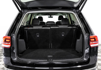 Подержанный автомобиль Volkswagen Teramont 2018 года (34 фото)