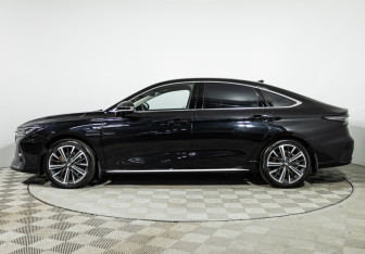 Подержанный автомобиль Chery Arrizo 8 2023 года (8 фото)