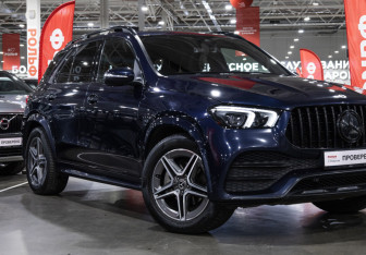 Подержанный автомобиль Mercedes-Benz GLE 2021 года (6 фото)
