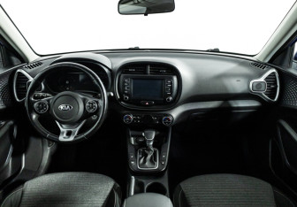 Подержанный автомобиль Kia Soul 2019 года (13 фото)