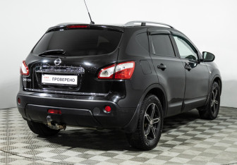 Подержанный автомобиль Nissan Qashqai 2010 года (5 фото)