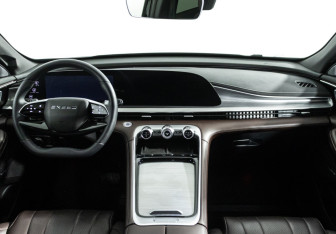 Подержанный автомобиль Exeed TXL 2024 года (13 фото)