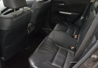 Подержанный автомобиль Honda CR-V 2014 года (10 фото)
