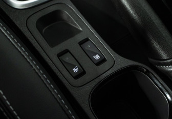 Подержанный автомобиль Renault Kaptur 2020 года (17 фото)